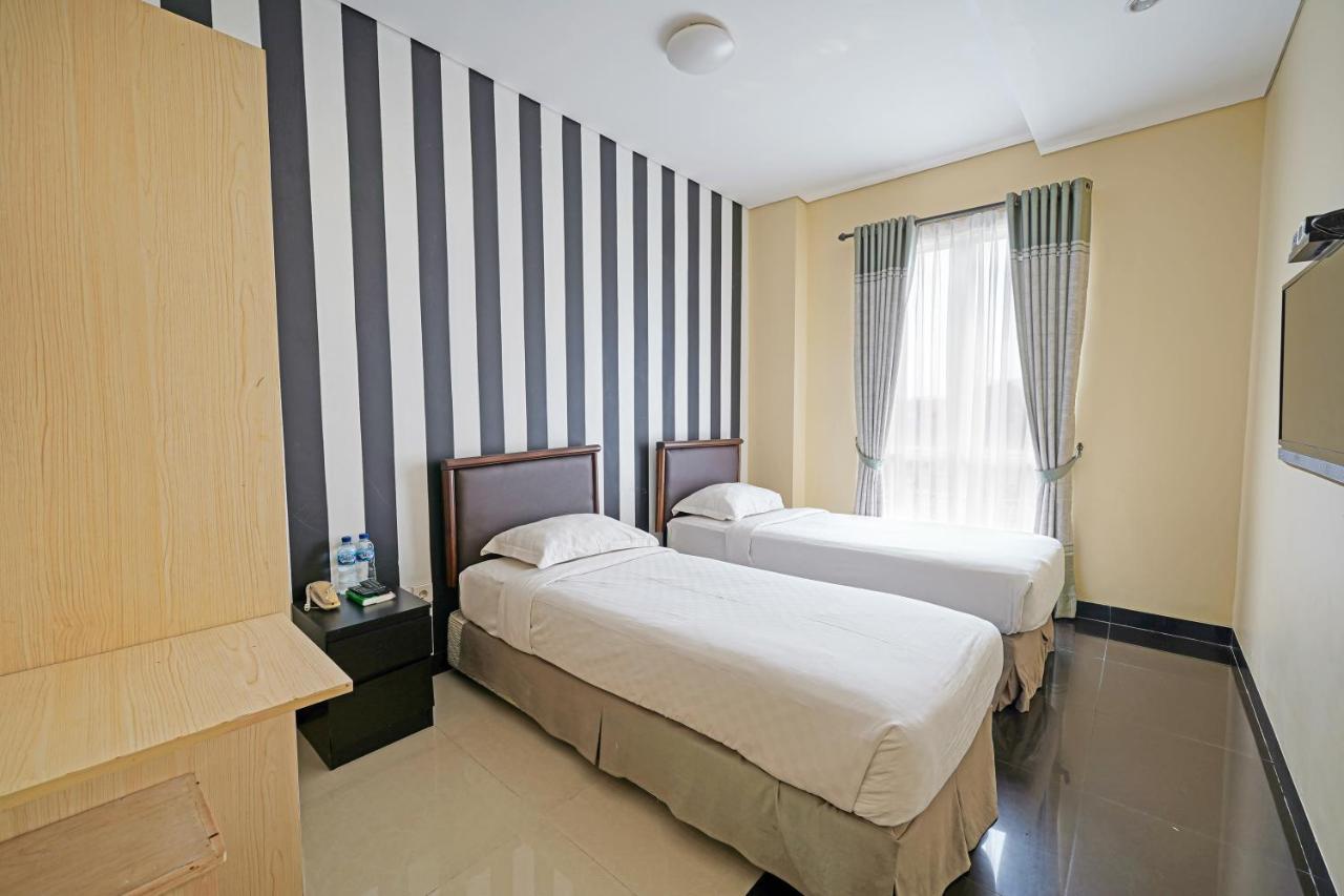 Multi 88 Syariah Hotel Jakarta Luaran gambar