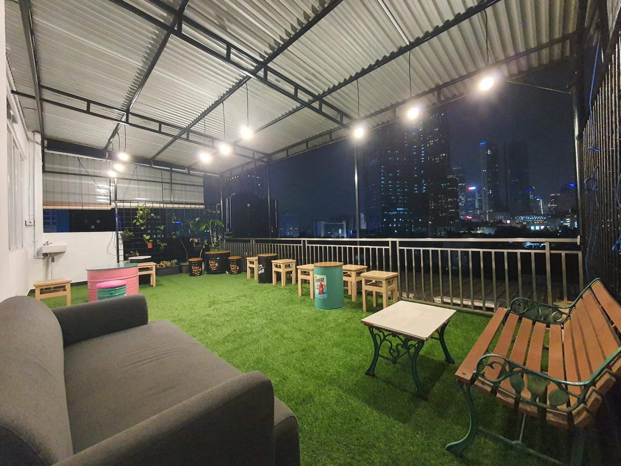Multi 88 Syariah Hotel Jakarta Luaran gambar