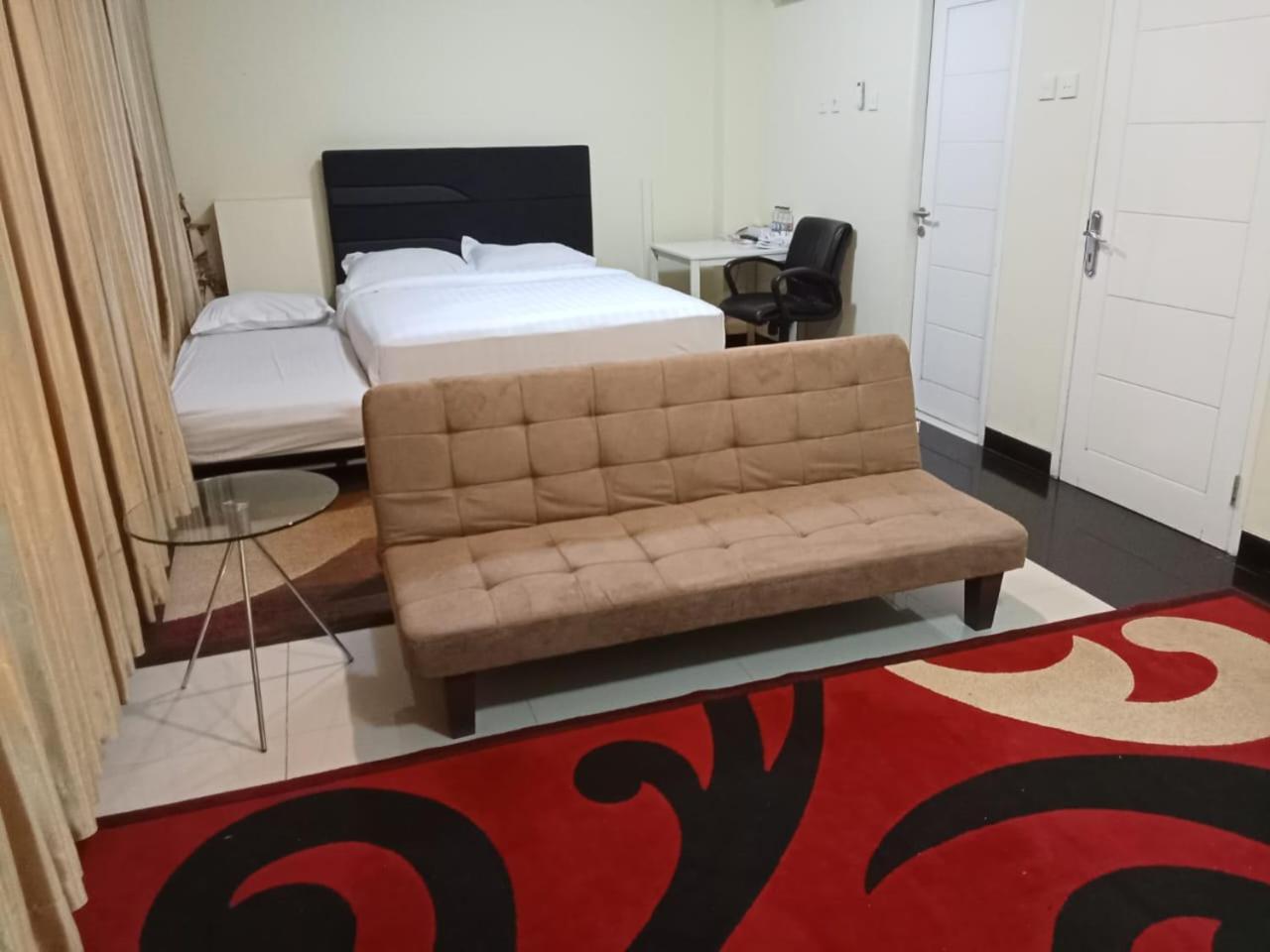Multi 88 Syariah Hotel Jakarta Luaran gambar