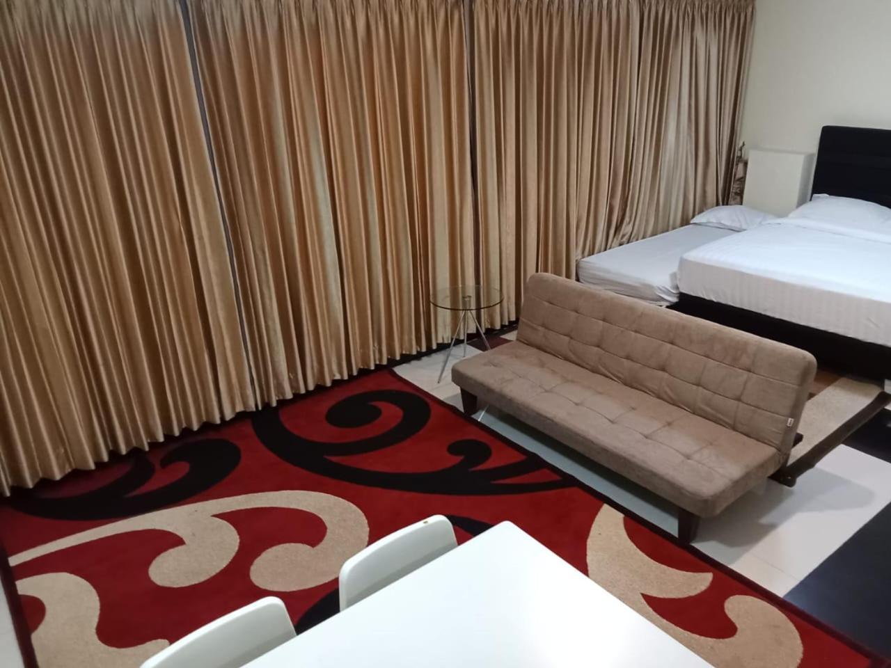 Multi 88 Syariah Hotel Jakarta Luaran gambar