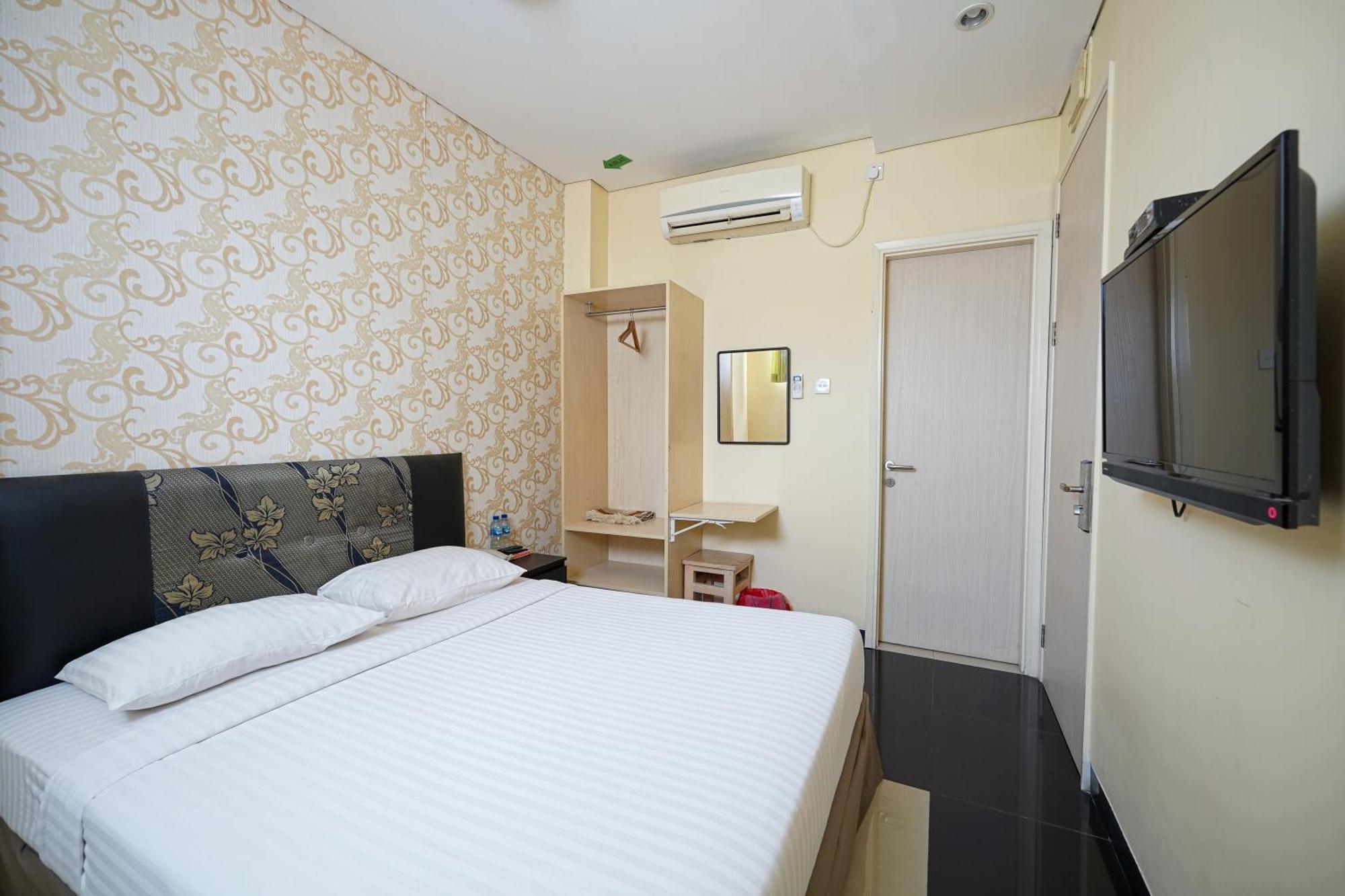 Multi 88 Syariah Hotel Jakarta Luaran gambar